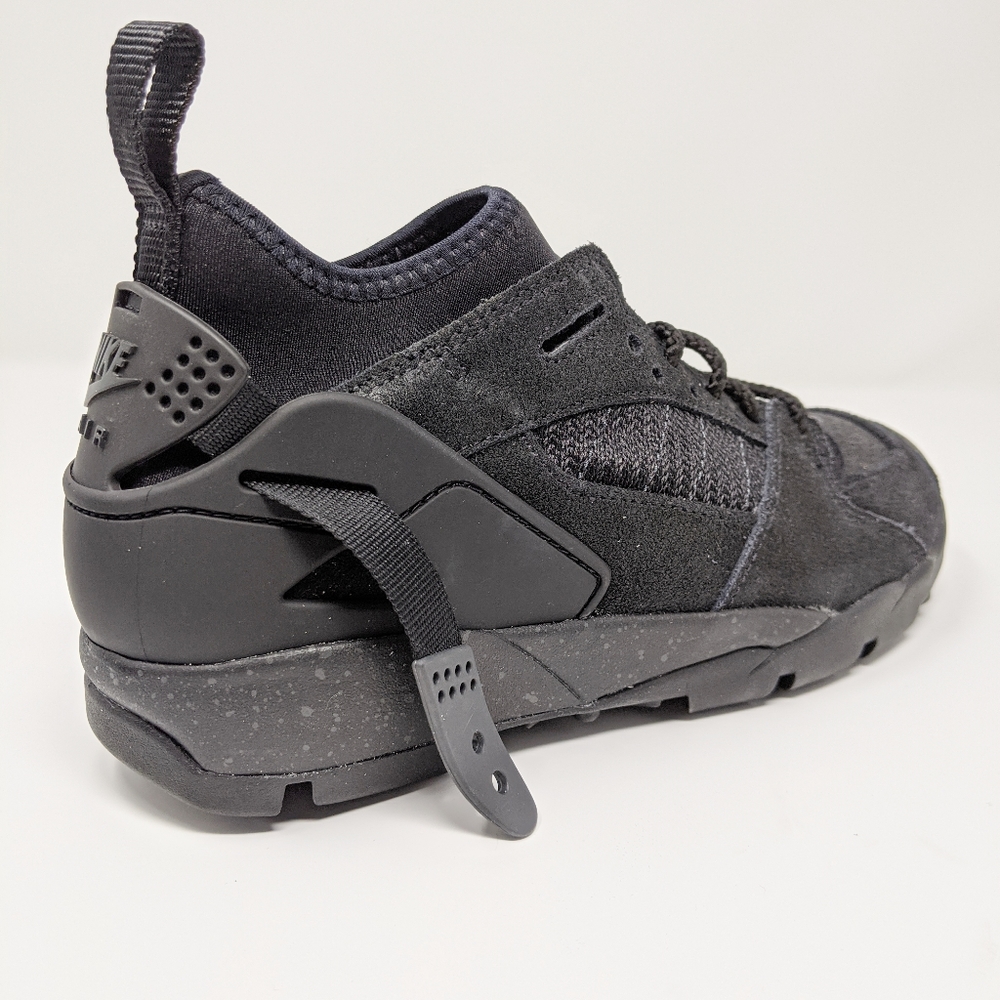 Nike Air Revaderchi Black- AR0479-002